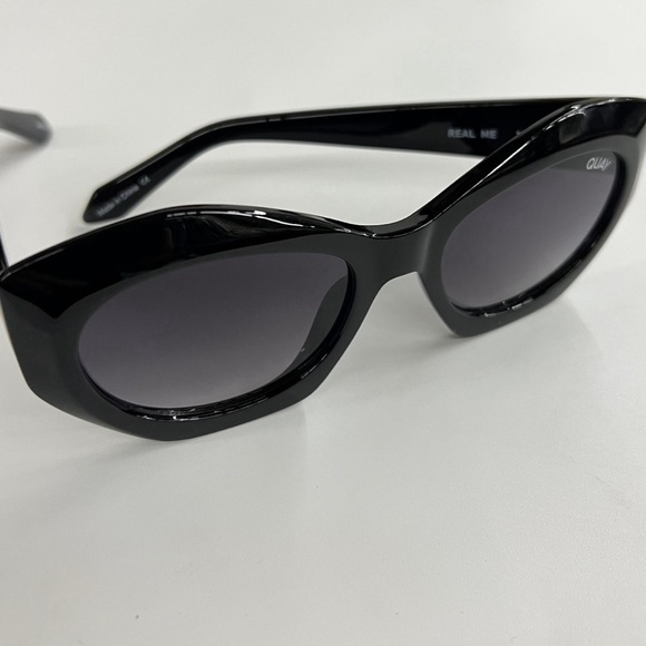 Quay Australia REAL ME - BLACK/SMOKE - Picture 5 of 8